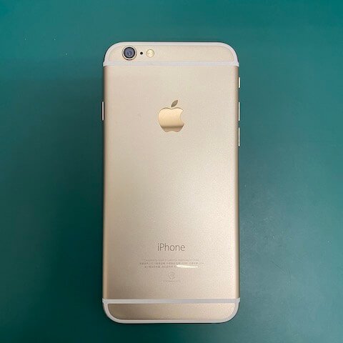 張小姐 iPhone 泡水不能開機