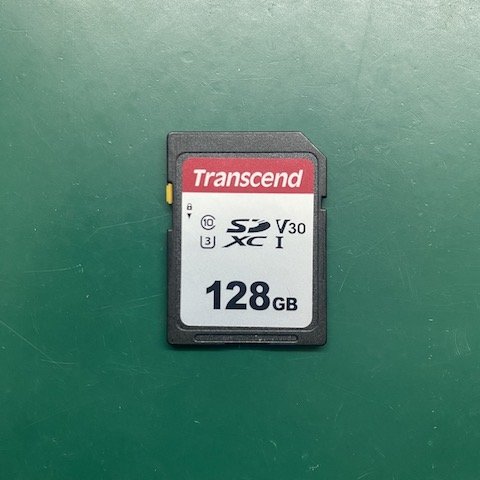 鄧先生 SD Card 無法讀取