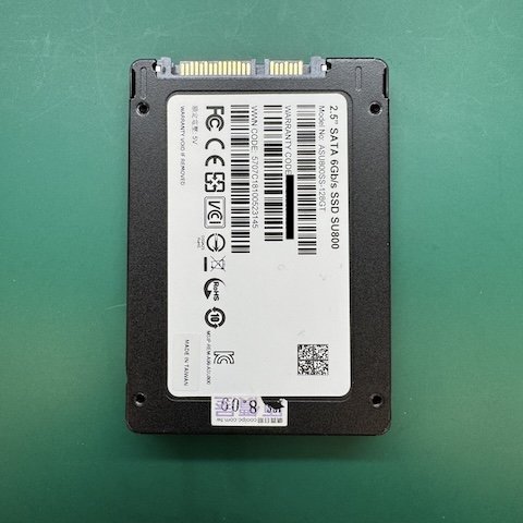 逢甲配合電腦公司 SSD 無法讀取