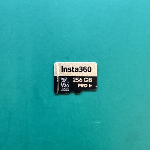 賴先生 Micro SD 無法讀取