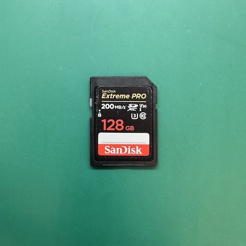 蘇小姐 SD Card 無法讀取