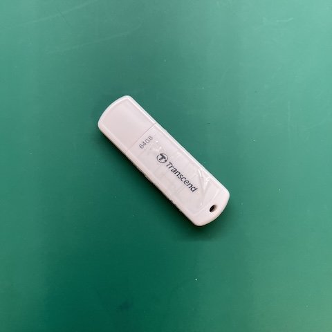 葉小姐 USB隨身碟 無法讀取