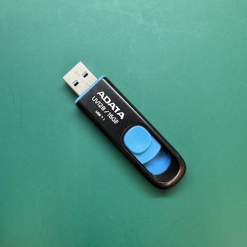 淡水配合電腦公司 USB隨身碟 無法讀取